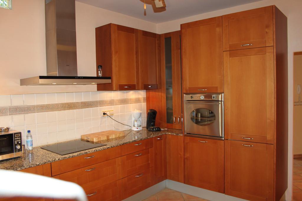 Micasa Ibiza Villa San Antonio  Szoba fotó