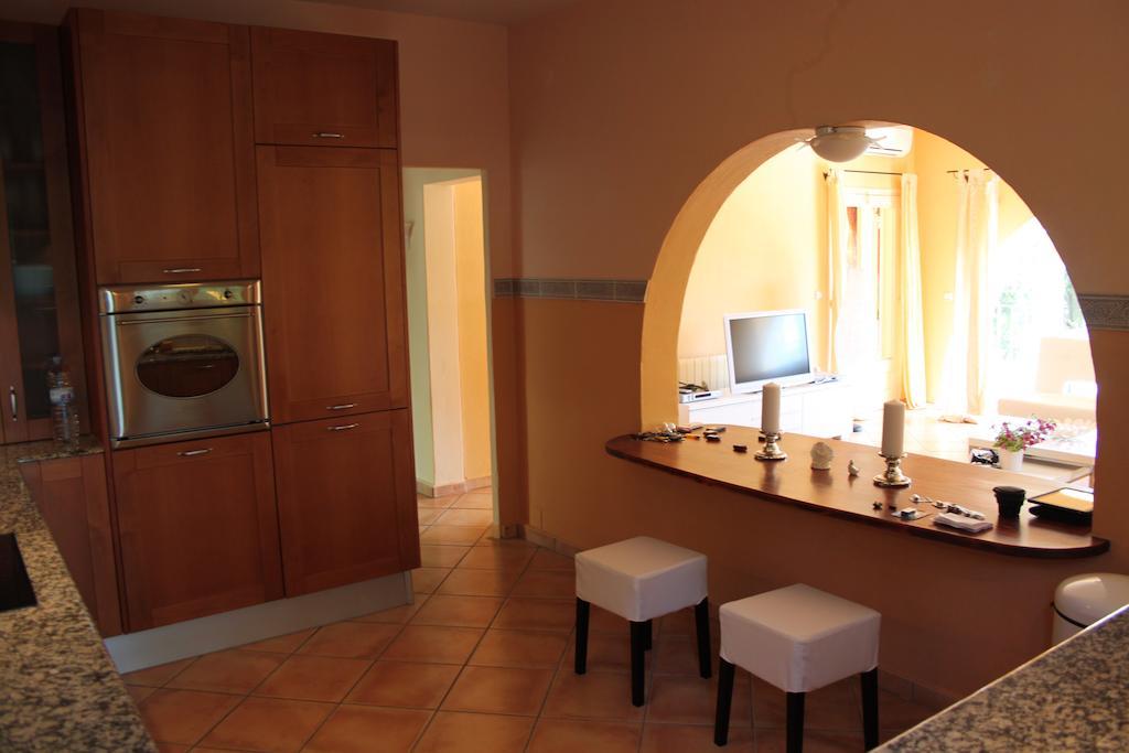 Micasa Ibiza Villa San Antonio  Szoba fotó